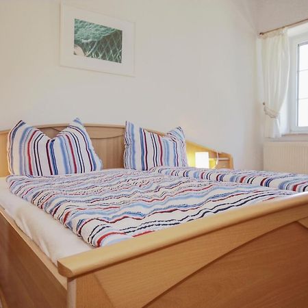 Ferienwohnungen Beim Fischer Und Sin Fru Klein Zicker Exteriör bild