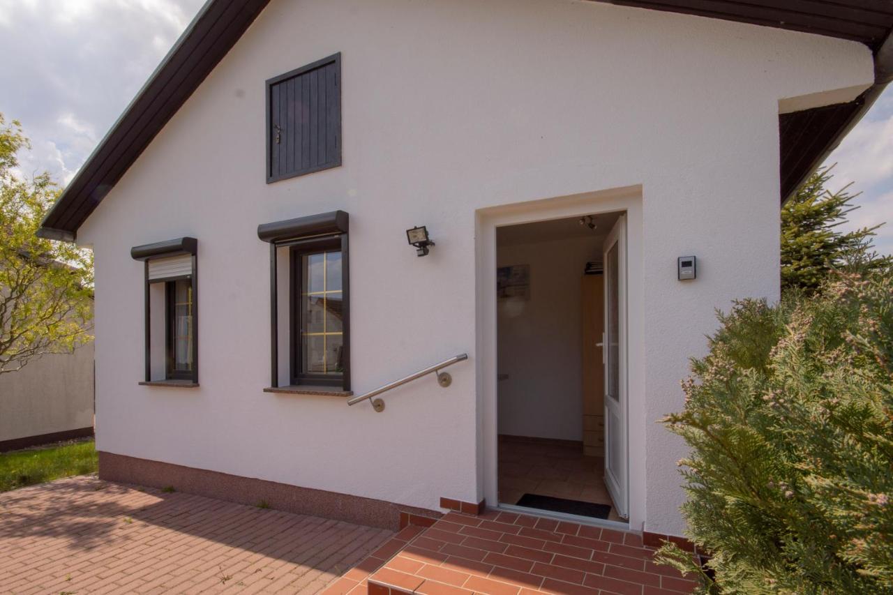 Ferienwohnungen Beim Fischer Und Sin Fru Klein Zicker Exteriör bild